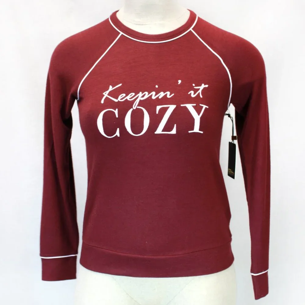 P.J.Salvage Woman Burgundy "Keepin' it COZY" Fleece Pajamas Top Large - Picture 2 of 9